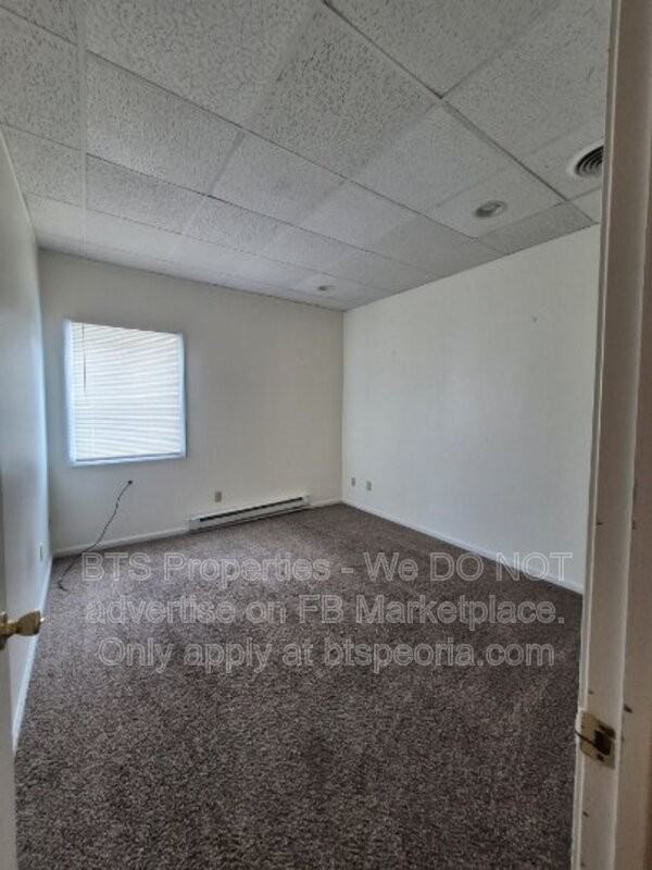 5917 W Plank Rd #5 - Photo 7 of 13