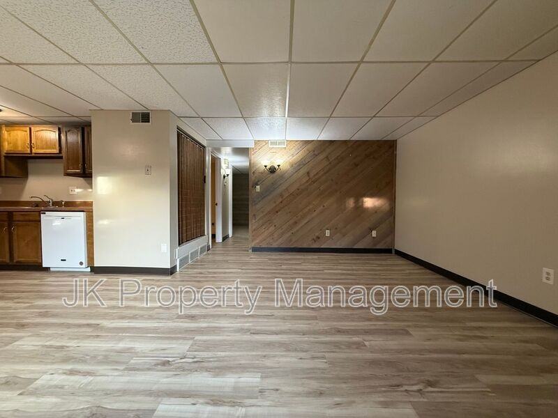 3208 11th Ave S #12 - Photo 3 of 15