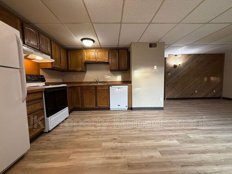 3208 11th Ave S #12 - Photo 5 of 15