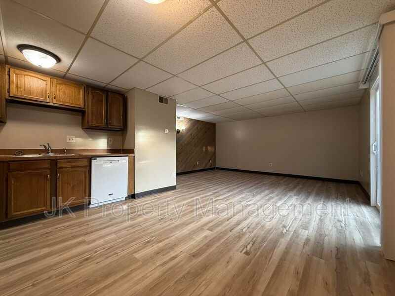 3208 11th Ave S #12 - Photo 7 of 15