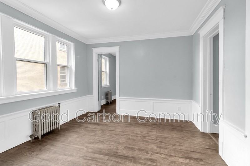 2809 Main St #4 - Photo 5 of 15