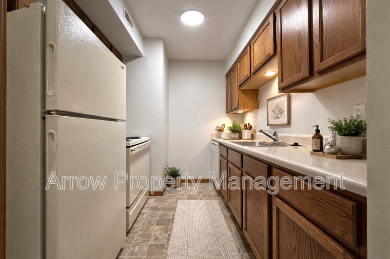 1421 D St - Photo 2 of 7