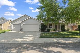 1770 W Bellagio Dr - Photo 1 of 1