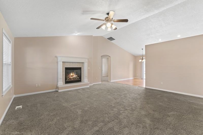 1770 W Bellagio Dr - Photo 7 of 35