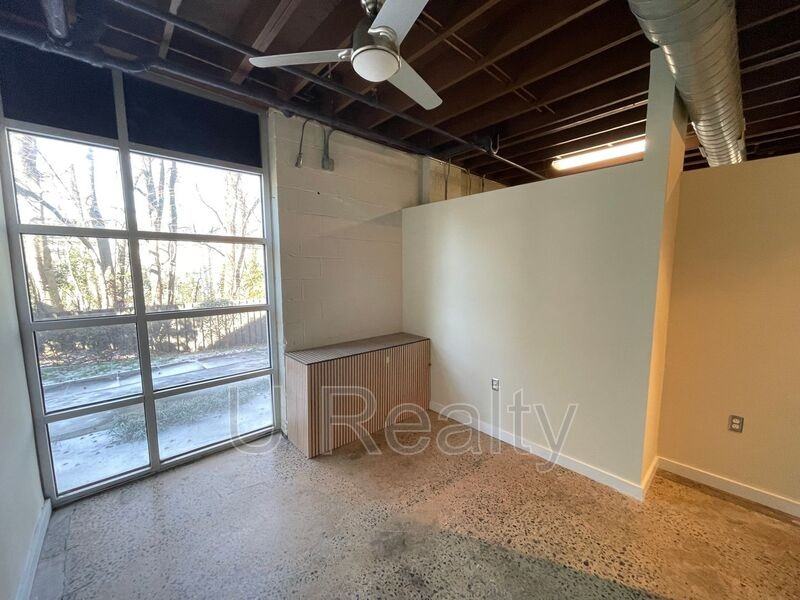 800 Academy St - Photo 6 of 10