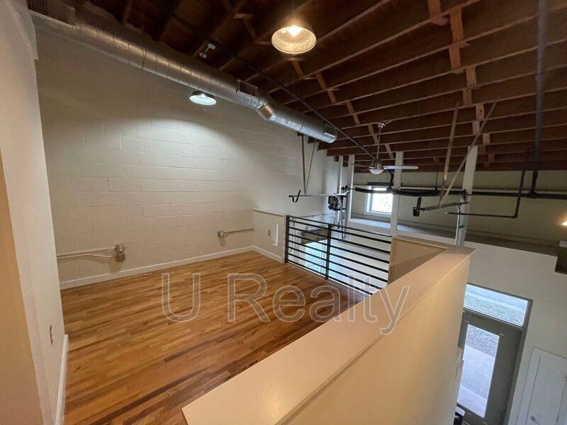 800 Academy St - Photo 7 of 10