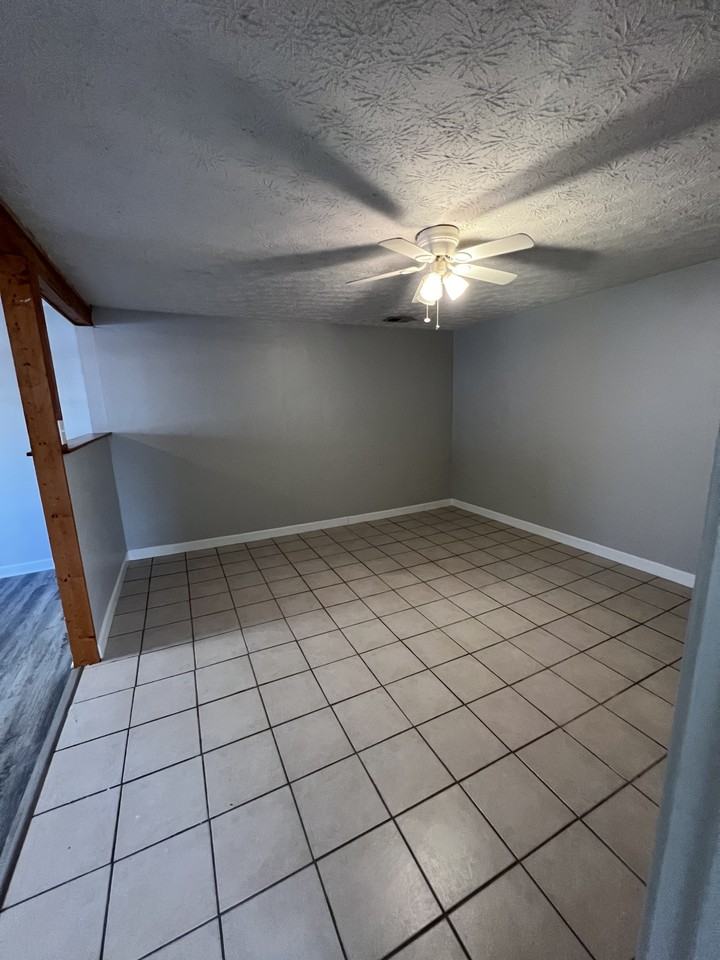 4909 Library Road - Photo 6 of 10