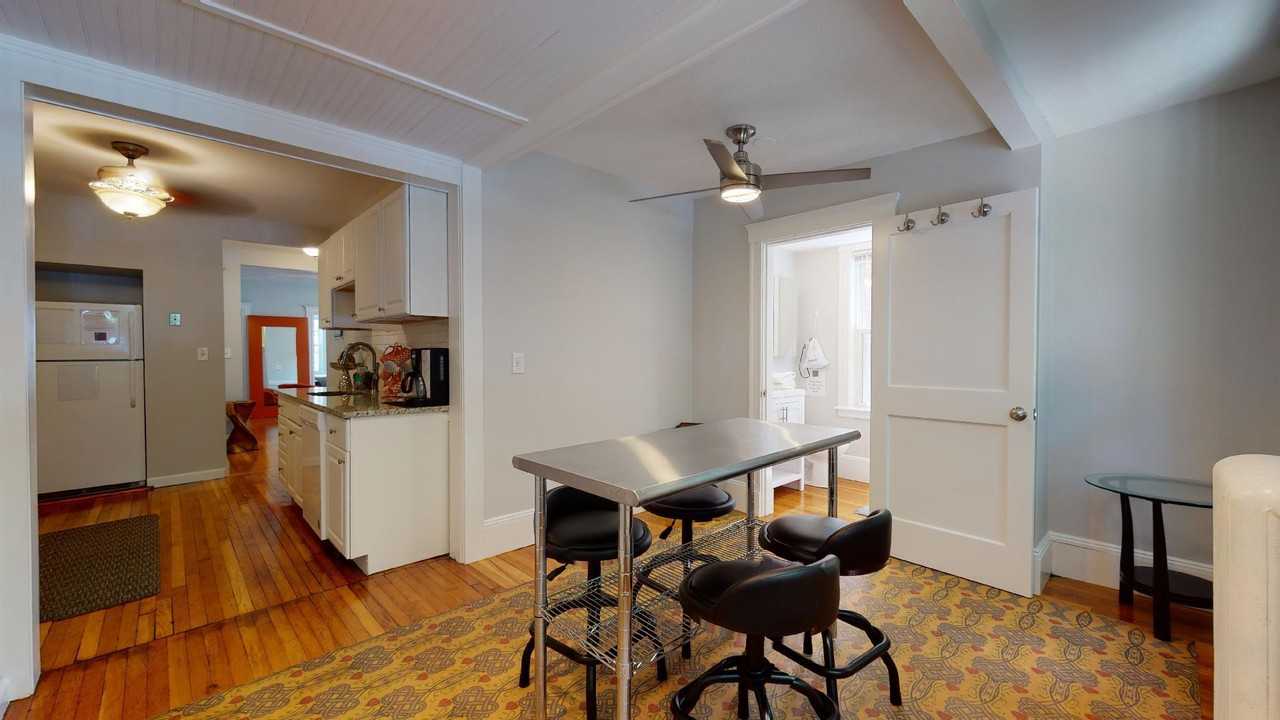 9 Saint Peter St. - Photo 5 of 25