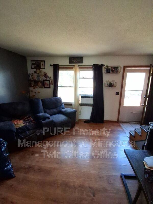 5th St Ne #4701 - Photo 3 of 8