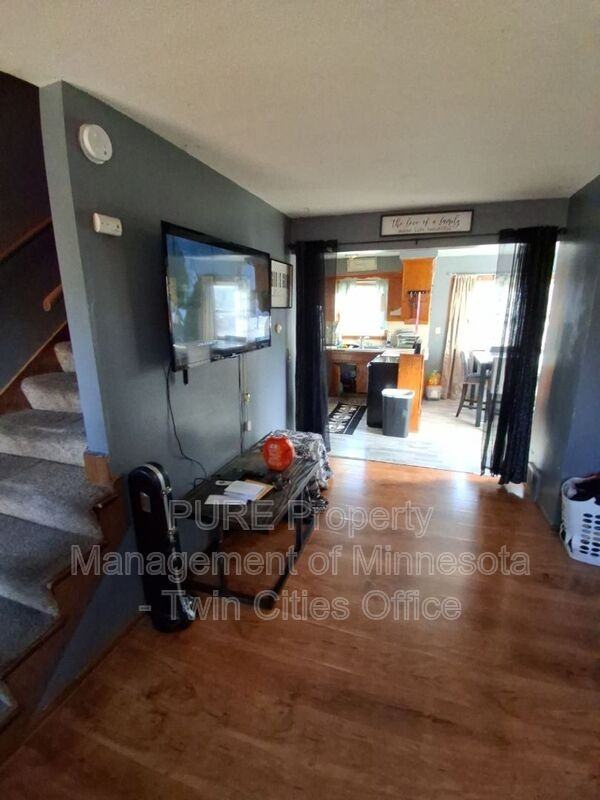 5th St Ne #4701 - Photo 4 of 8