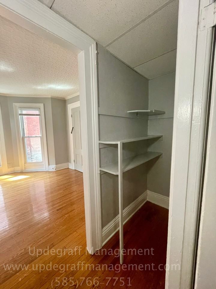 48 Rowley Street - Photo 4 of 12