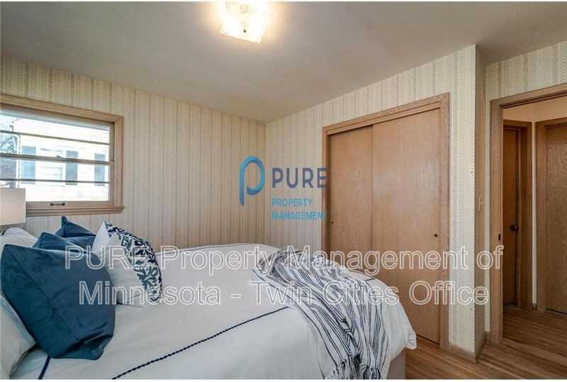 1331 Lancaster Ave - Photo 6 of 44