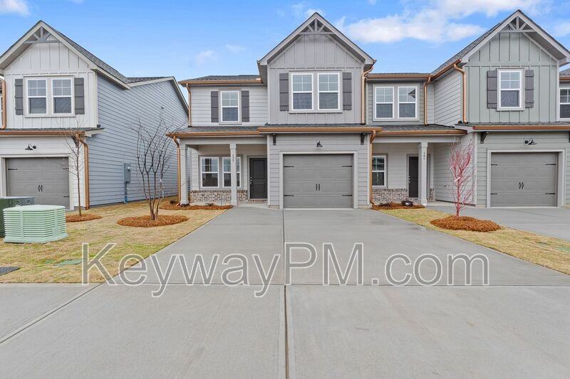 535 Yuma Ln - Photo 3 of 32