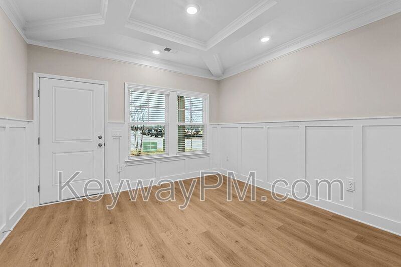 535 Yuma Ln - Photo 6 of 32