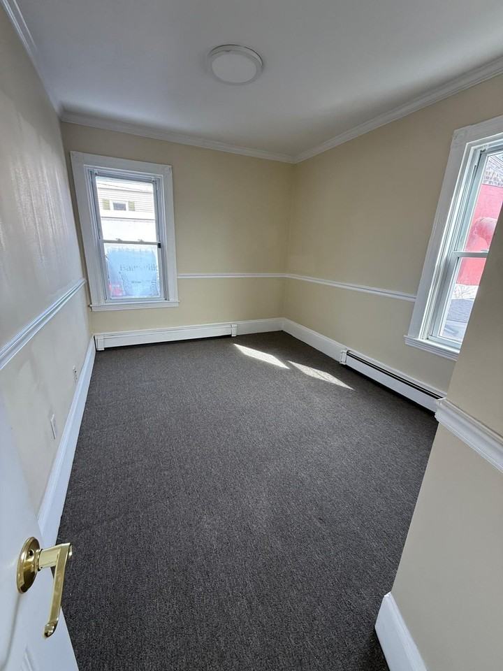 113 Bellingham Street - Photo 2 of 6