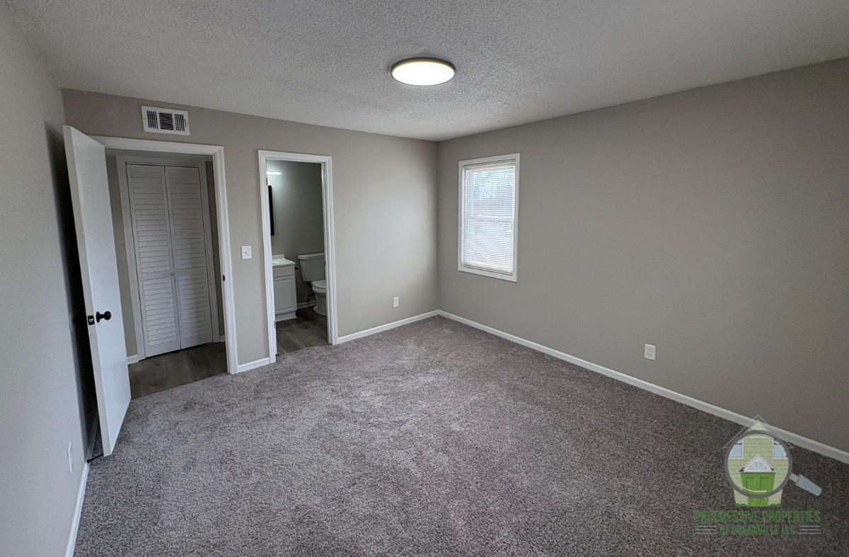 710 North Maple Street - Photo 7 of 13