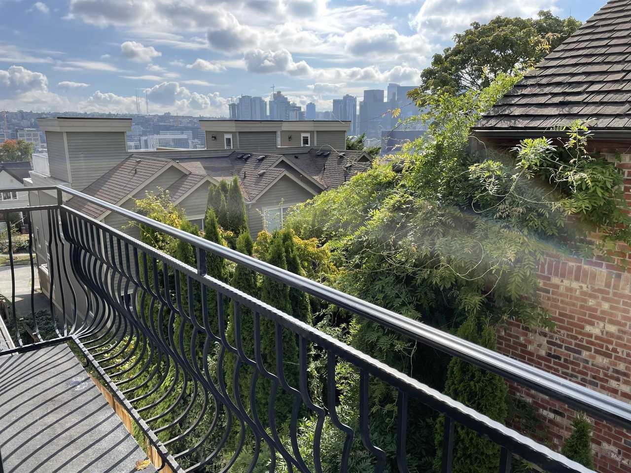 155 Aloha Street - Photo 2 of 26