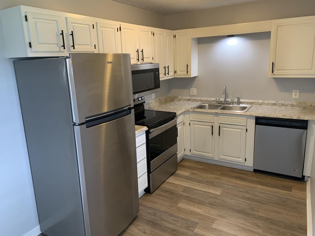 6297 E PEA RIDGE RD - Photo 2 of 6