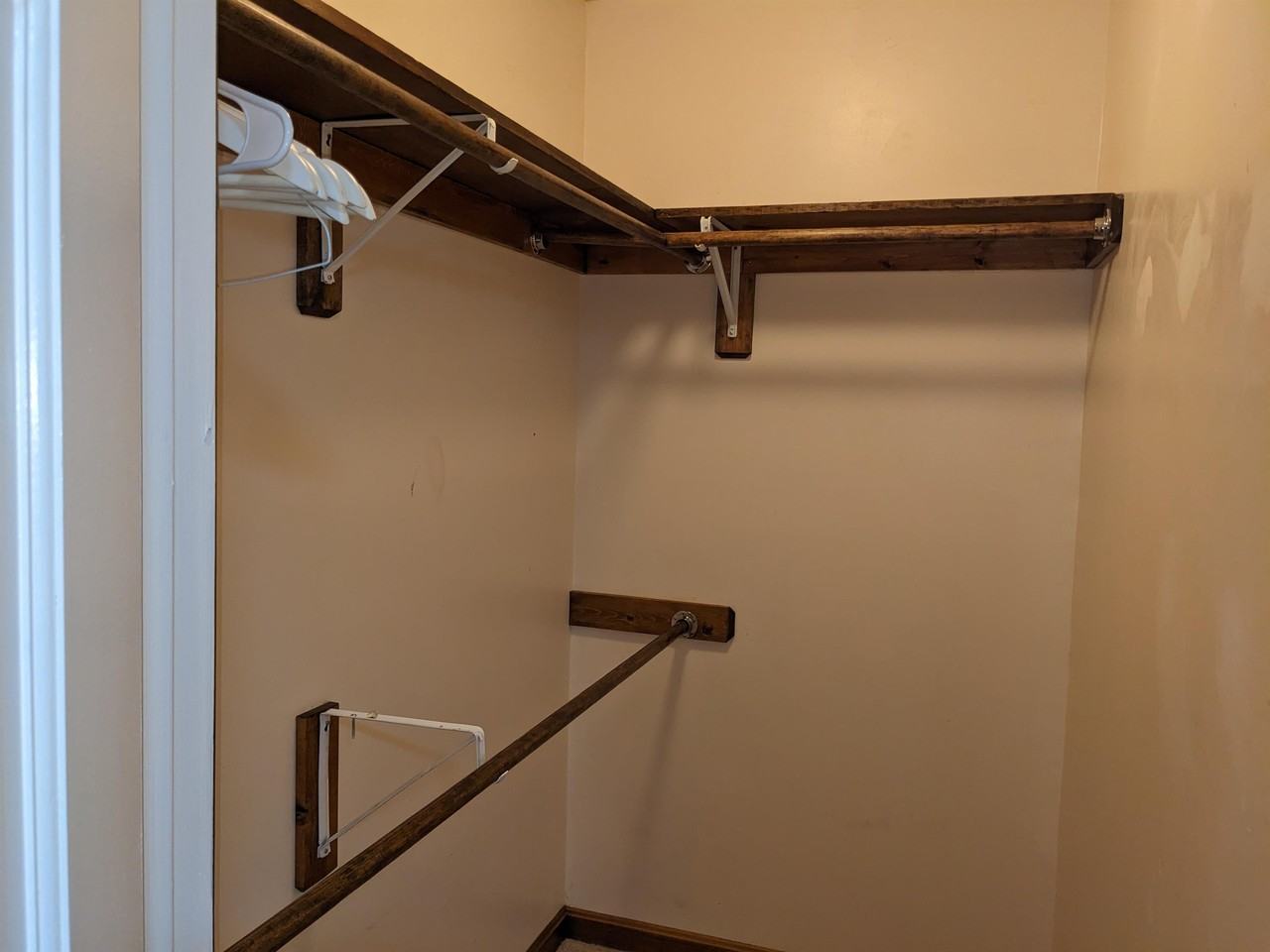 11 Endicott Lane - Photo 5 of 50