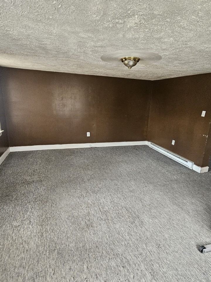 533-535 West Shawnee Avenue - Photo 6 of 24