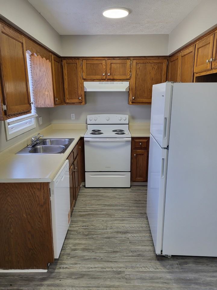 200 Courtland Avenue - Photo 3 of 7