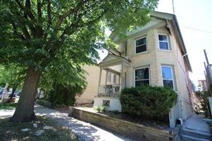 featured image of 811 E Pleasant St