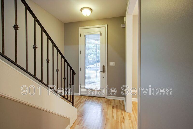 1413 Island Town Dr - Photo 2 of 40