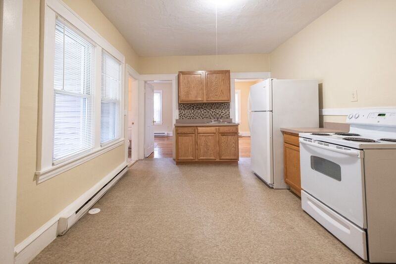 72 Kensington Ave #2L - Photo 3 of 9