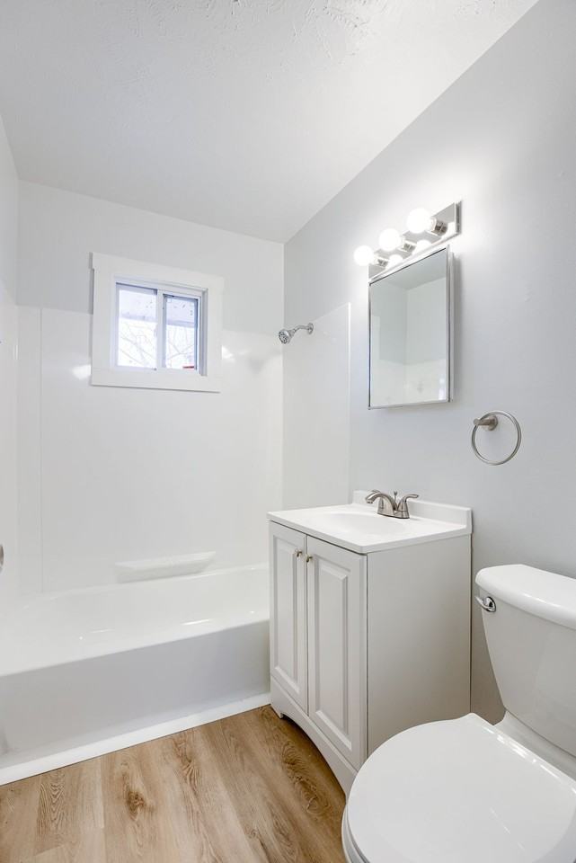 1015 NORTH 47TH AVENUE - Photo 6 of 12