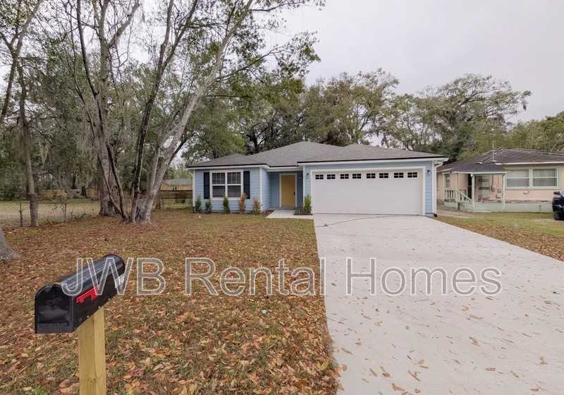 3627 Mcmillan Ave - Photo 2 of 19