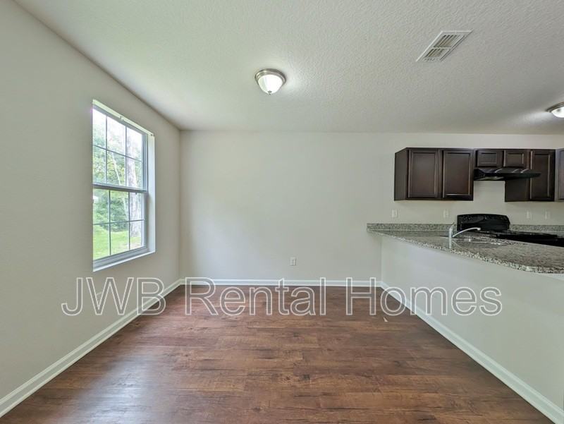 6543 Zora St - Photo 5 of 14