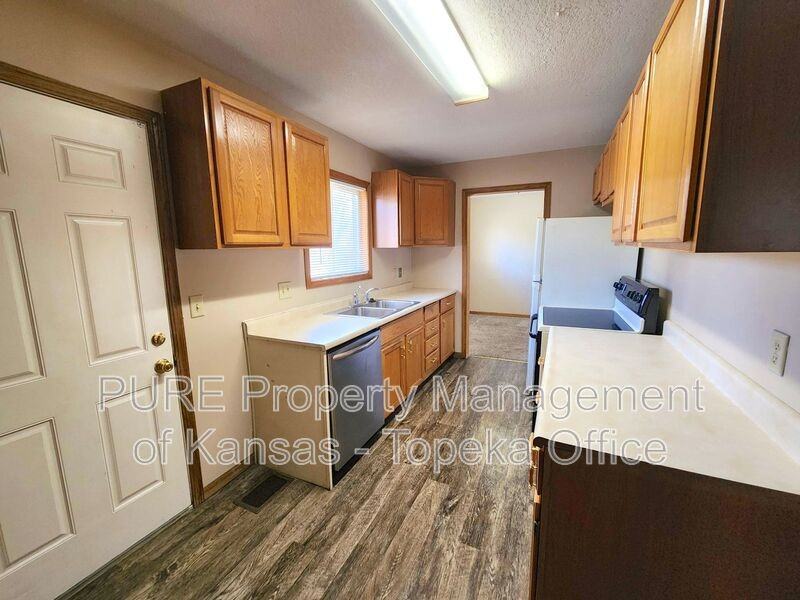 3434 Sw Clare Ave - Photo 5 of 13