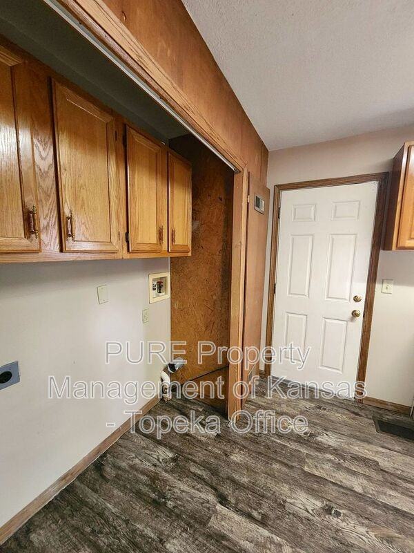 3434 Sw Clare Ave - Photo 6 of 13