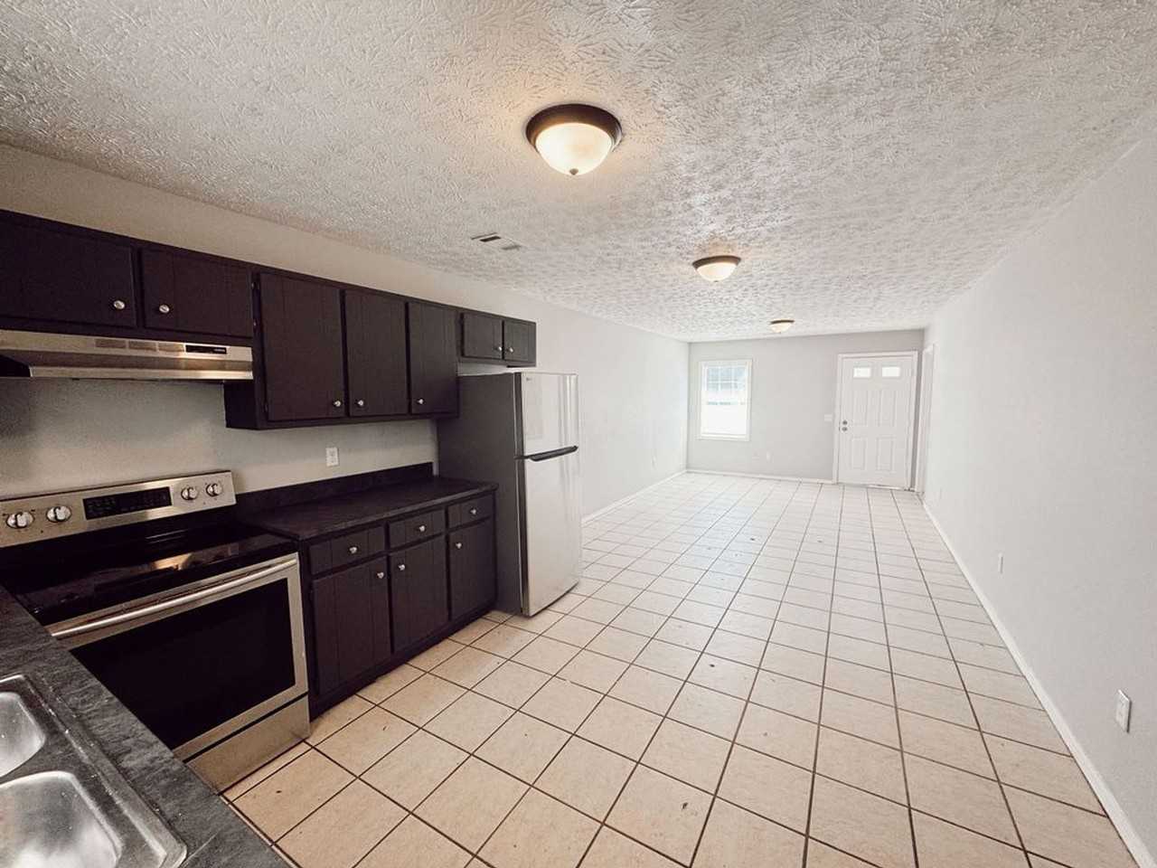 Valley View Apartments - Photo 5 of 50