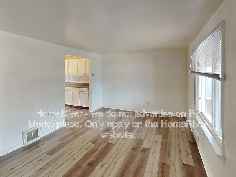 117 Orris St - Photo 3 of 20