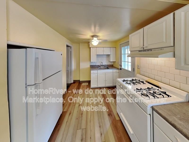 117 Orris St - Photo 6 of 20