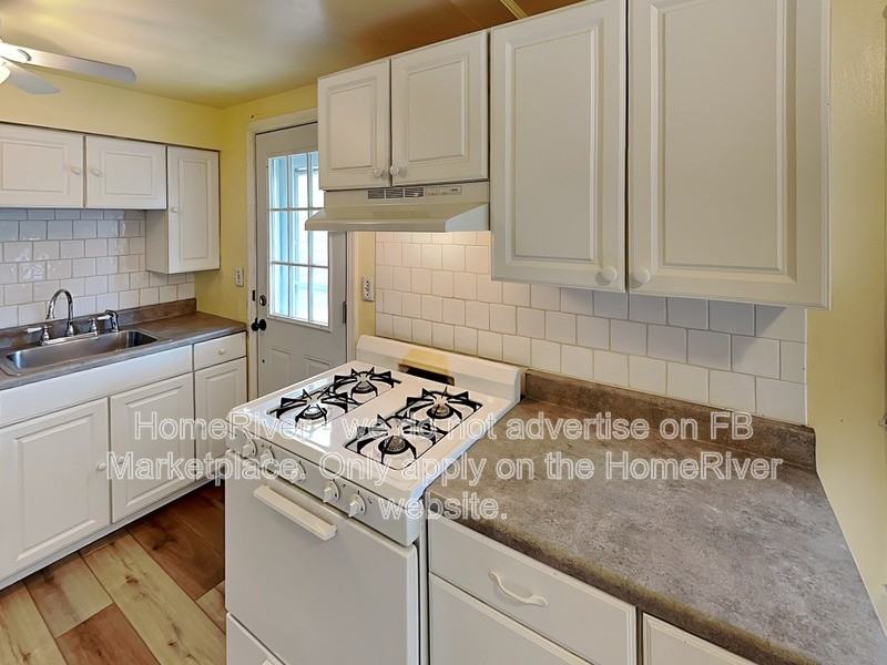 117 Orris St - Photo 7 of 20