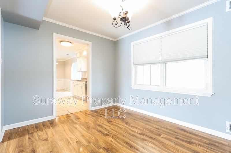 32 Oakwood Pl - Photo 4 of 20