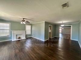 featured image of 3715 Greenway Pl