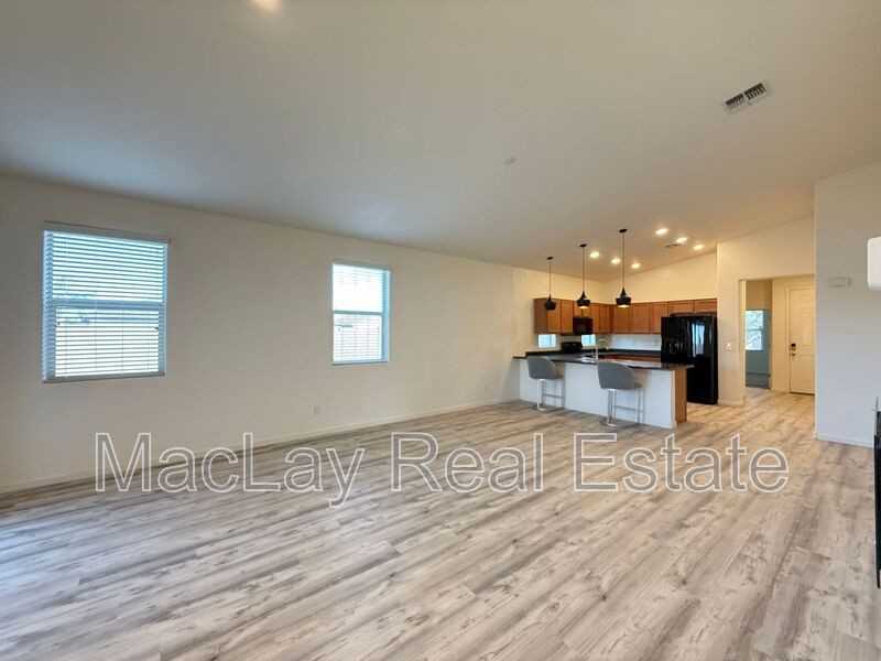 2372 E Dust Devil Dr - Photo 7 of 35