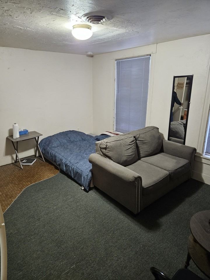 26 Alpine Row - Photo 3 of 9