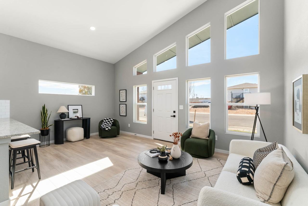 4120 Idaho Street - Photo 4 of 20