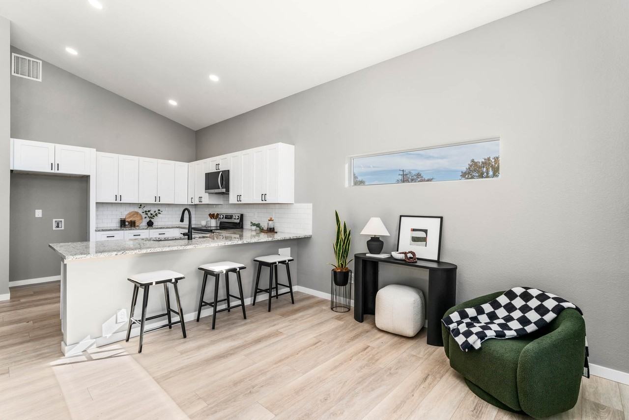 4120 Idaho Street - Photo 6 of 20