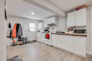 featured image of 900 Purcell Dr