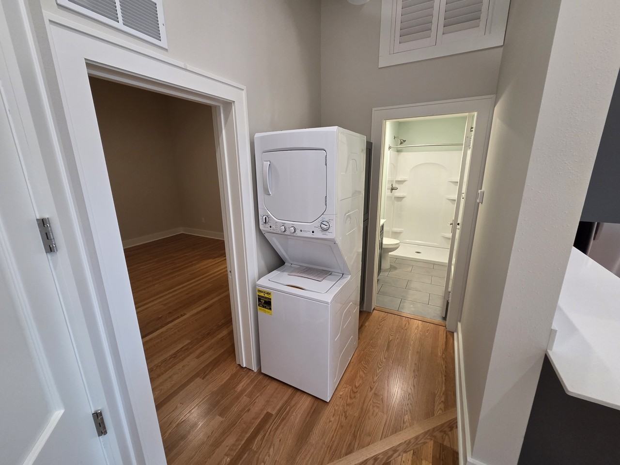 122 Main Street - Photo 7 of 11