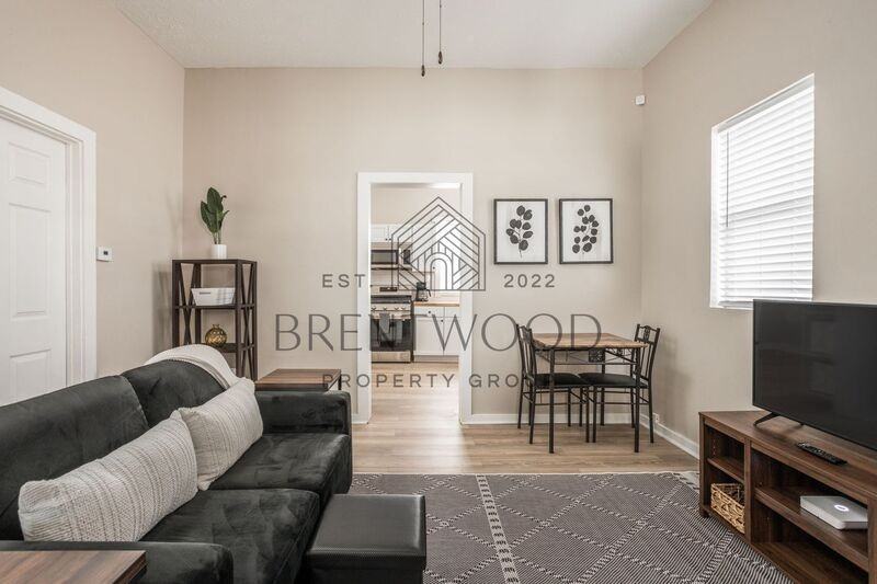 929 N Tremont St - Photo 6 of 23