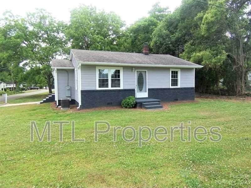 1722 Kings Rd - Photo 6 of 20