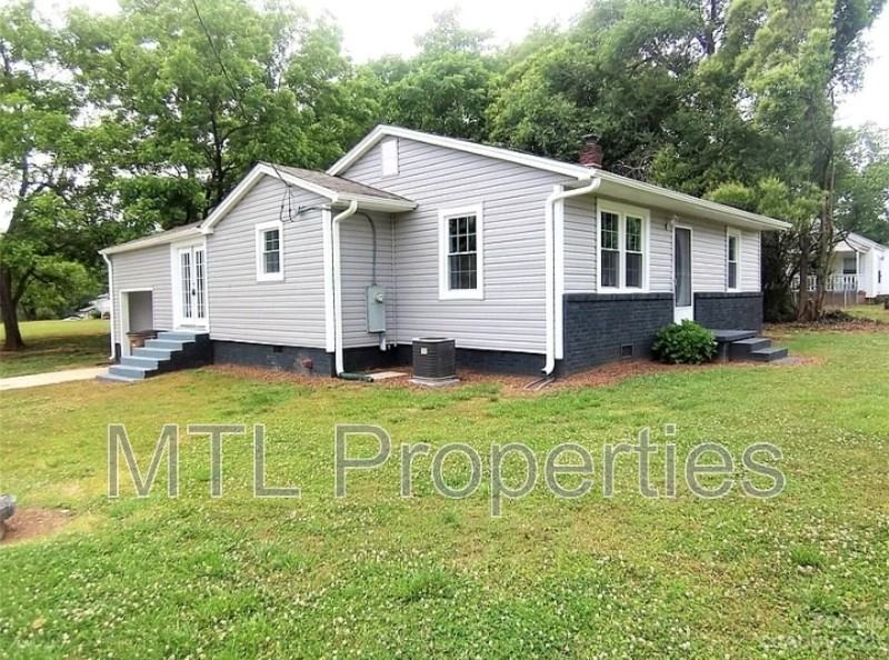 1722 Kings Rd - Photo 7 of 20