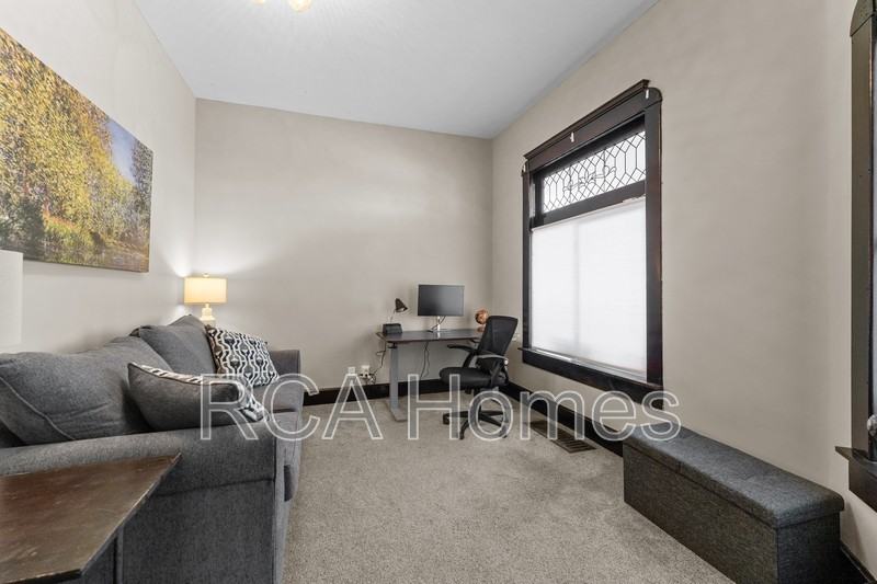 1157 Spruce St - Photo 4 of 23