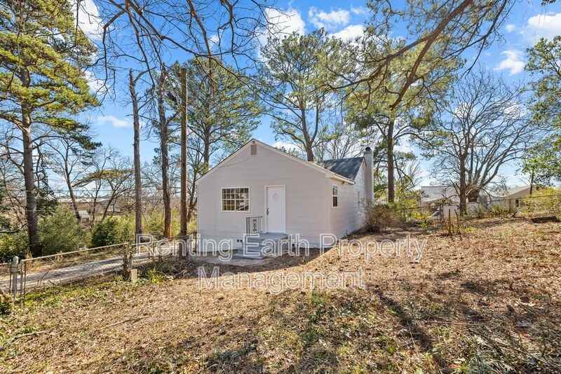 1820 33rd Street Ensley - Photo 5 of 20